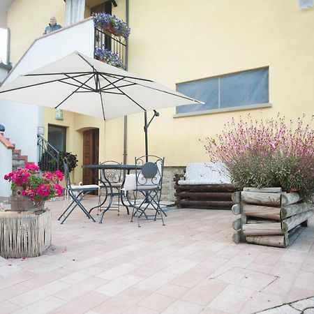 Bed and Breakfast Il Castagno Монтемонако Екстер'єр фото
